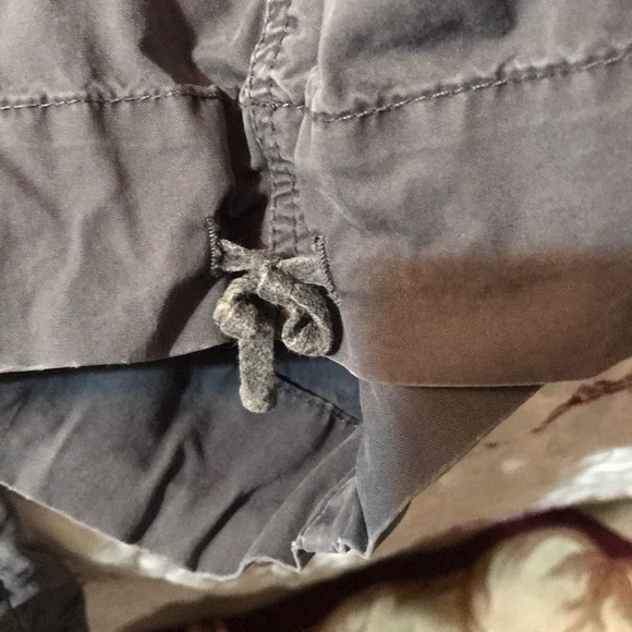 Gray capris - Picture 2 of 4